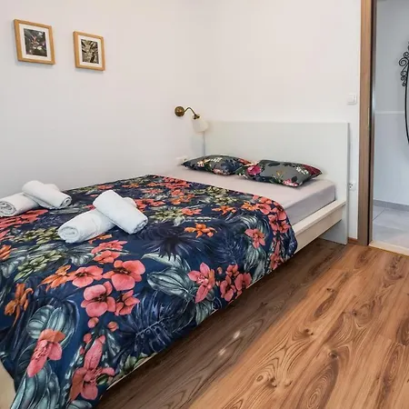 Sunny Apartment