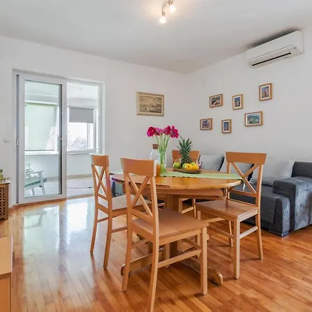 Sunny Apartment Stobrec